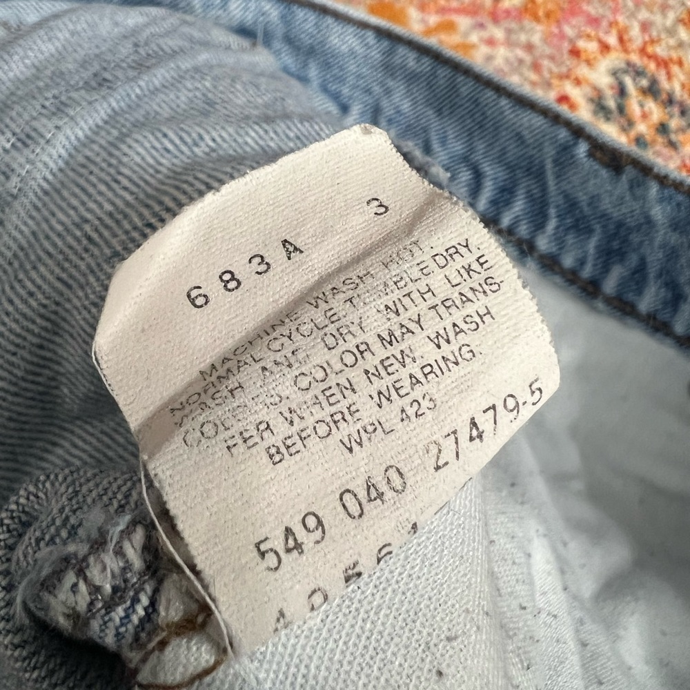Vintage‎ Silver Tab Levi’s Cutoff Jean Shorts - Picture 13 of 16